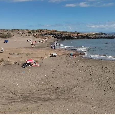Con Jacuzzi Climatizado, Barbacoa Y Cerca De La Playa Vakantiehuis